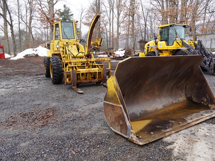 caterpillar-930-image-10