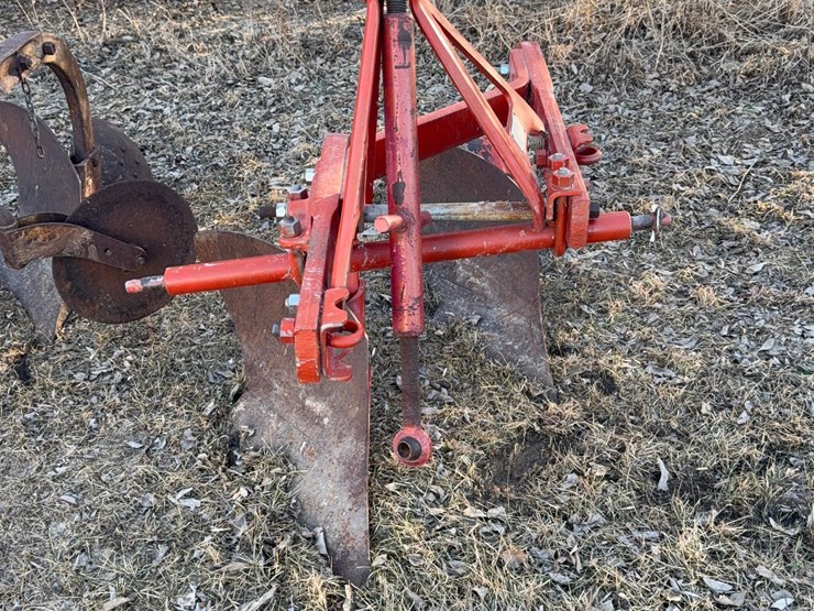 2-bottom-plow-image-2