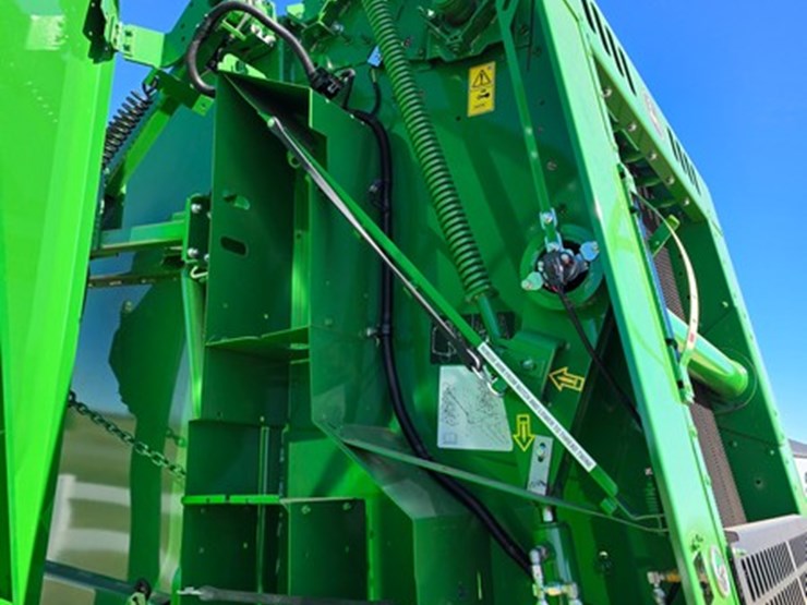 john-deere-460m-image-16