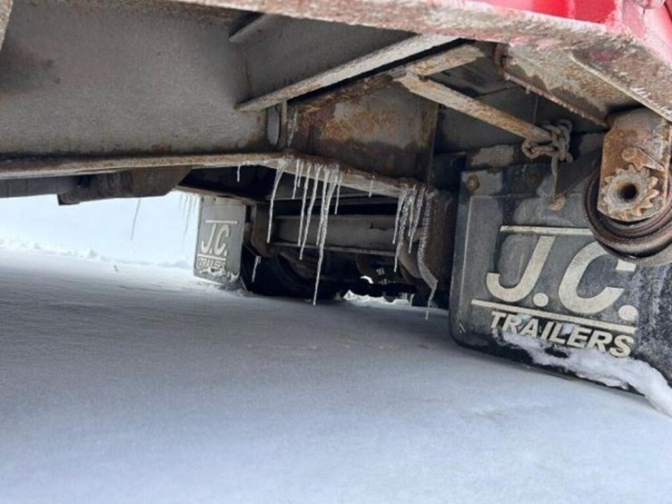 2016-jc-trailers-29-ft-quad/a-equipment-trailer-2j-image-36