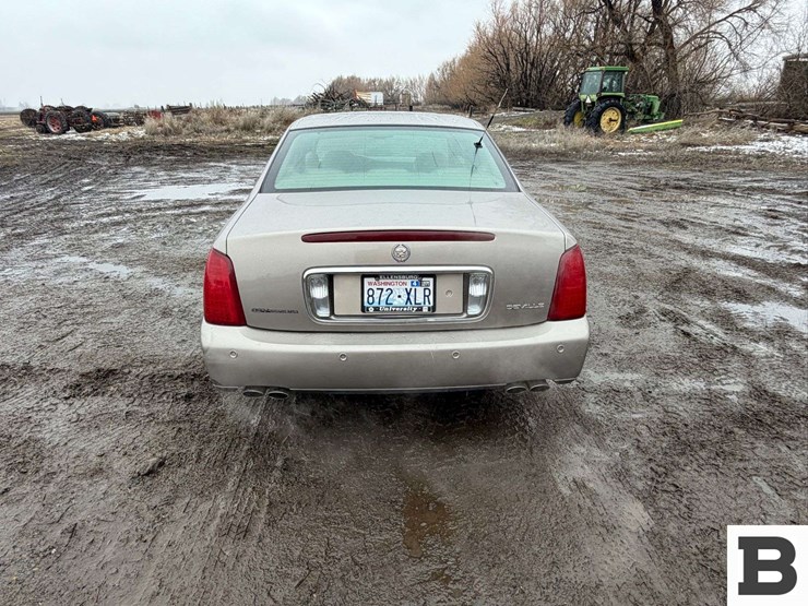 2001-cadillac-deville-sedan-image-4