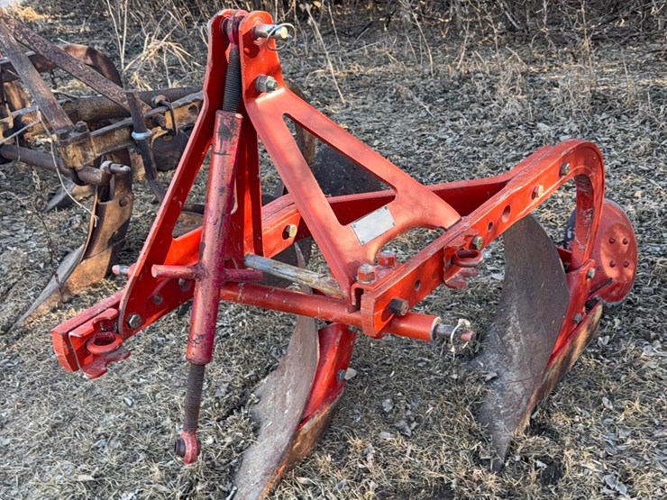 2-bottom-plow-image-1