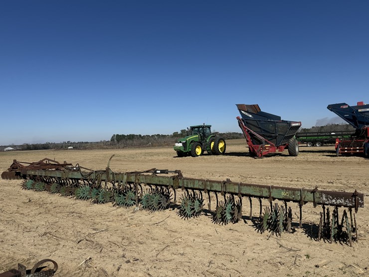 john-deere-400-image-1