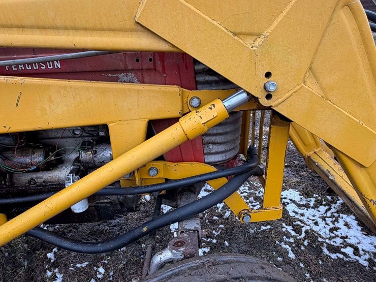 massey-ferguson-65-image-26