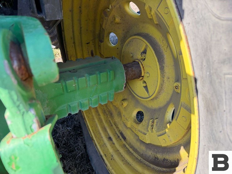 1992-john-deere-4560-image-26