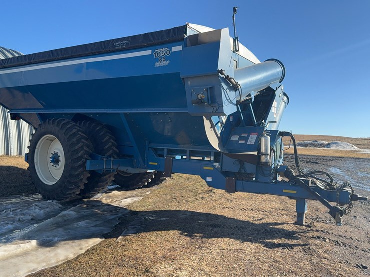 2008-kinze-1050-image-3