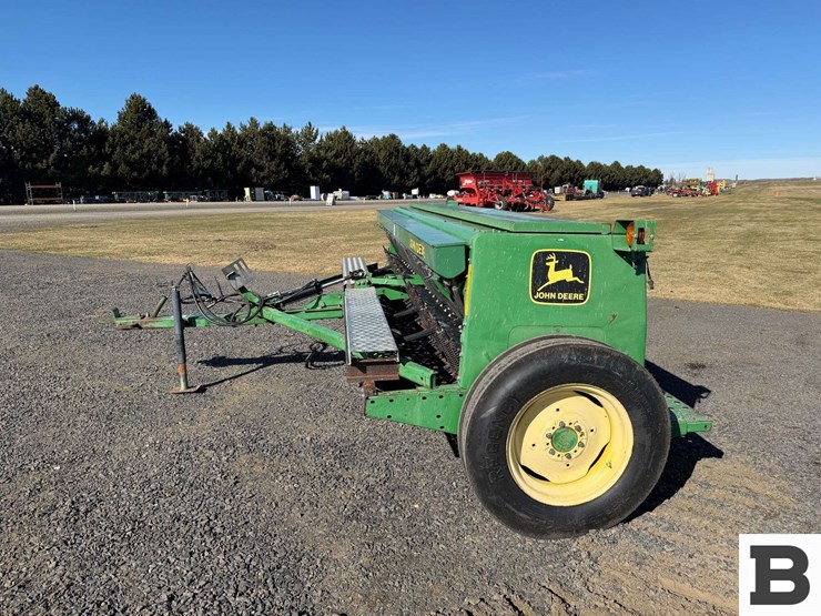 john-deere-450-image-2