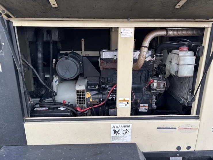 2006-ingersoll-rand-g40-image-16