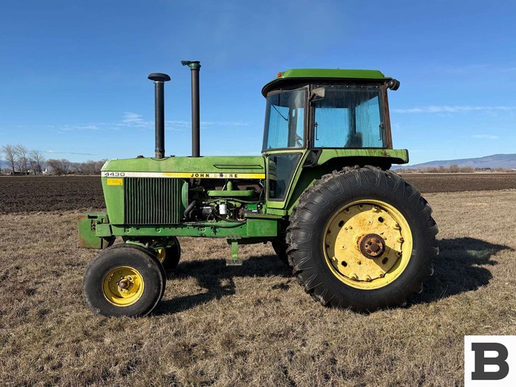 1976-john-deere-4430-image-4