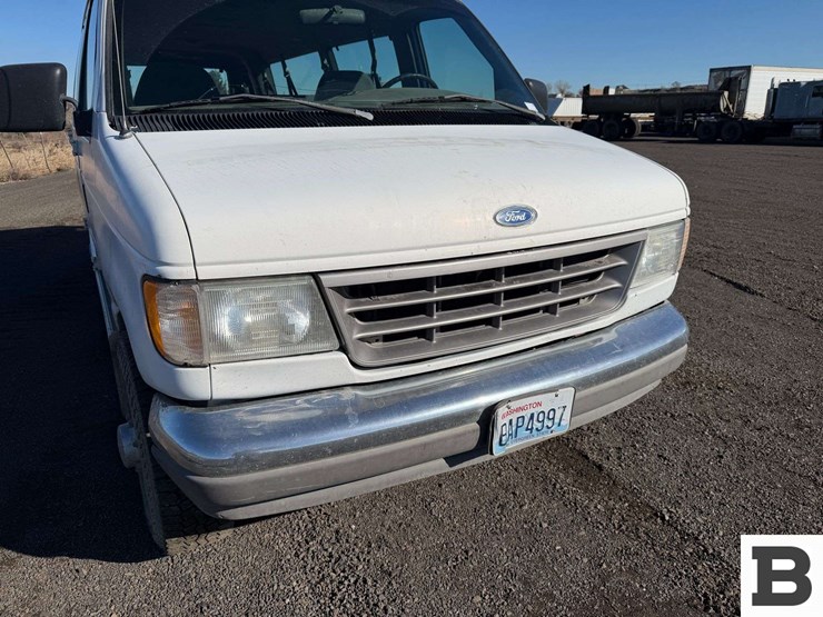1995-ford-econoline-350-image-9