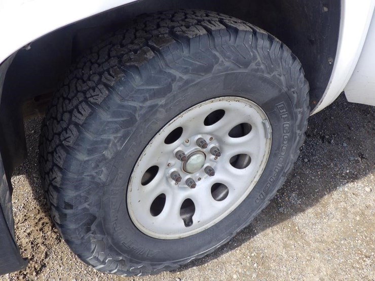 2012-chevrolet-1500-image-11