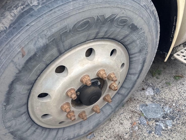 2015-kenworth-t370-image-4