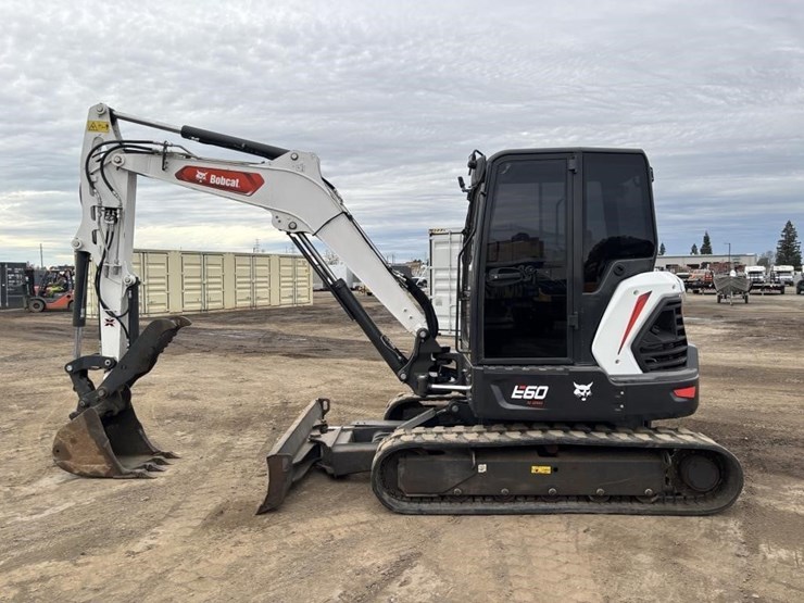 2021-bobcat-e60-image-5