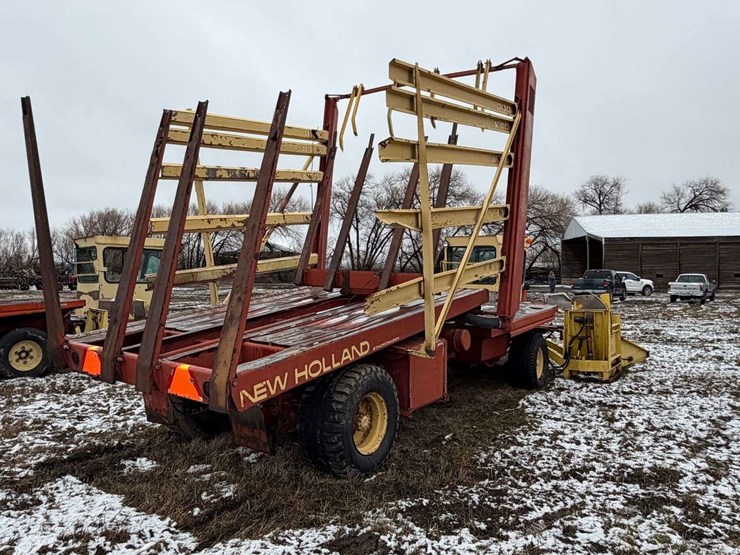 new-holland-1085-image-5