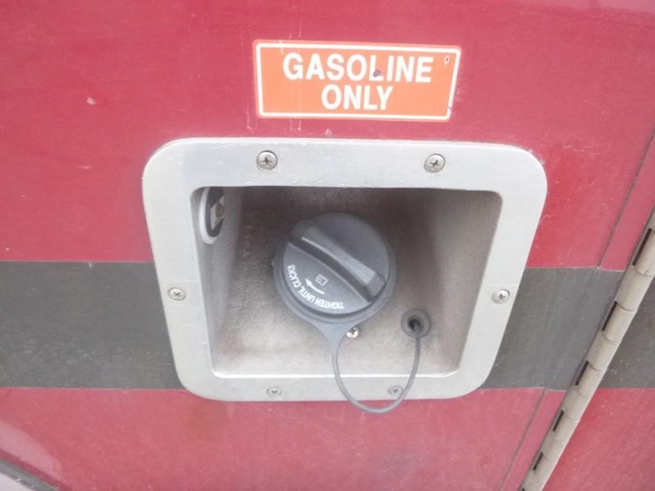 2014-ford-e350-image-15