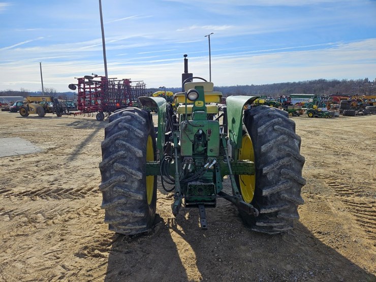 john-deere-4020-image-4