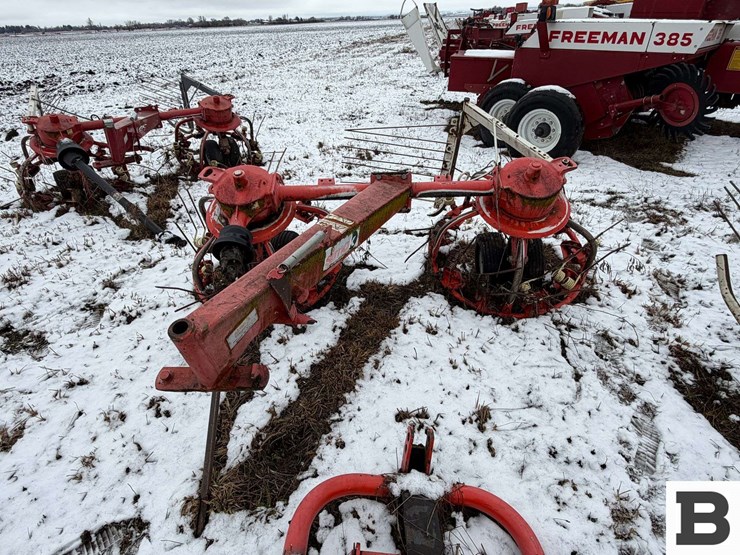 simak-haybob-hm300-tedder-image-8