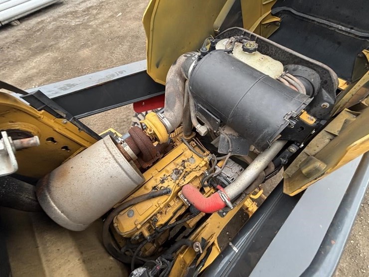 2017-deere-210lep-image-22