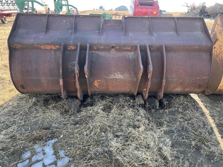 wheel-loader-bucket-image-7
