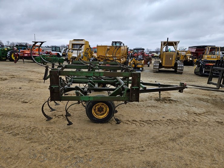 john-deere-1010-image-6