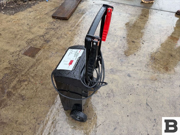 schumacher-battery-charger-image-5