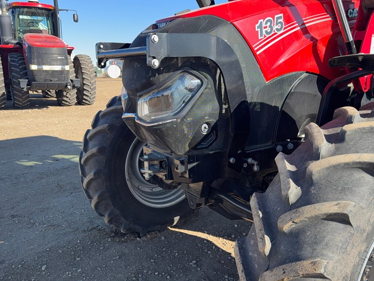 2021-case-ih-maxxum-135-image-42