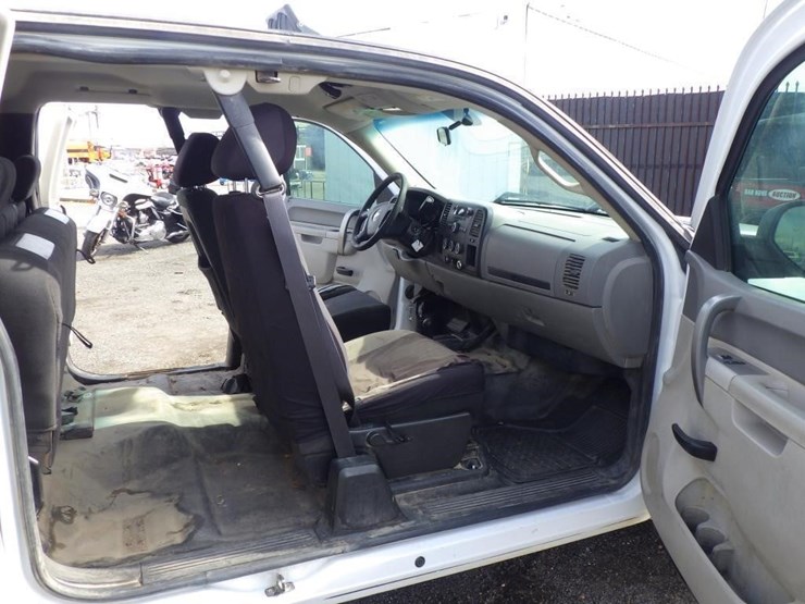 2012-chevrolet-1500-image-6