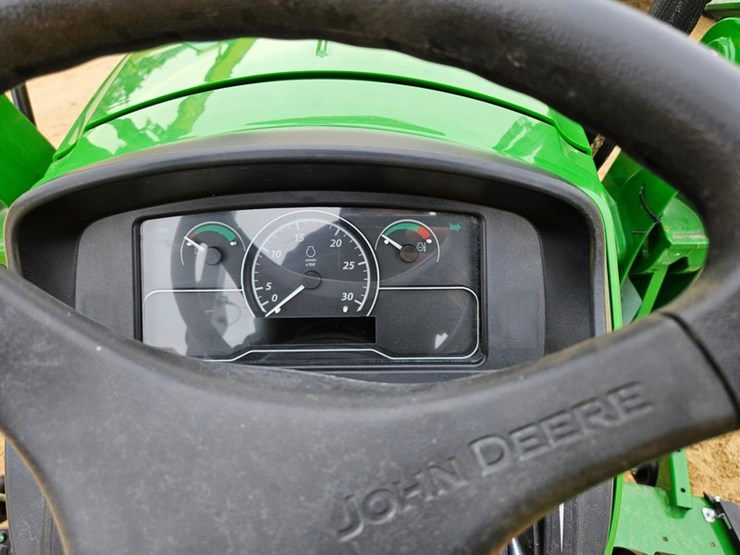 2025-john-deere-2038r-image-36