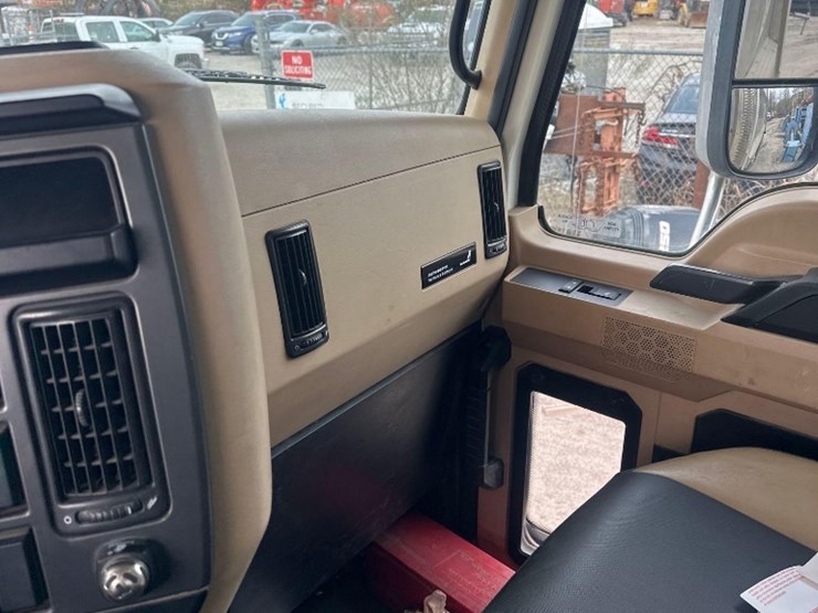 2019-mack-gr64b-quad/a-dump-truck-image-29