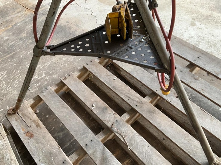 #243-•-ridgid-300-pipe-threader-image-5