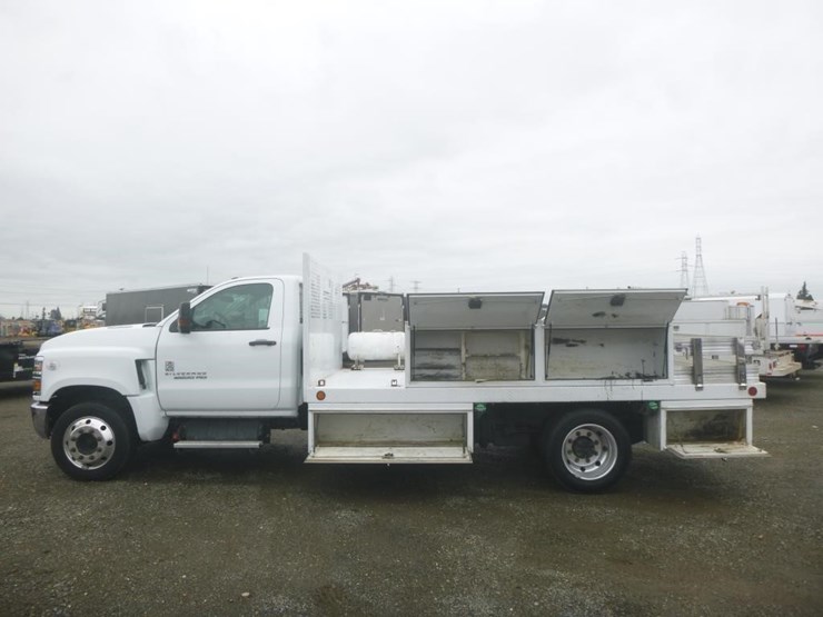 2019-chevrolet-6500-image-5