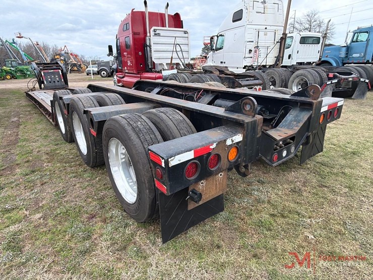 2005-fontaine-lowboy-image-4