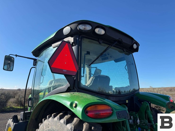 2013-john-deere-6125r-image-27