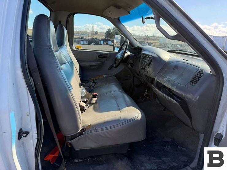 1999-ford-f250-image-27