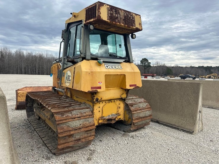 2015-deere-650k-lgp-image-4