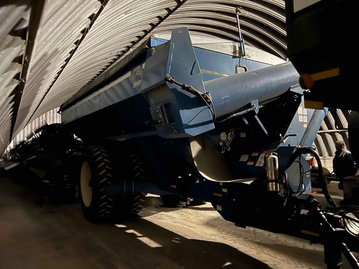 2008-kinze-1050-image-7