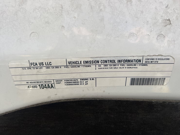 2015-dodge-1500-image-35