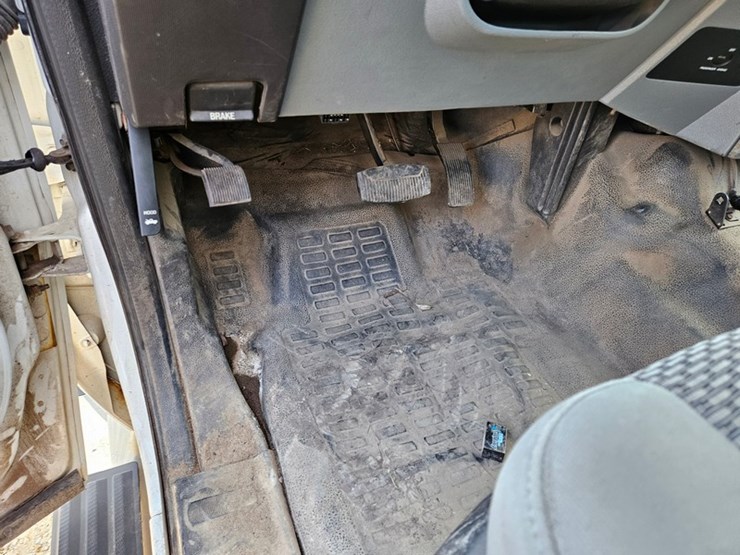 2012-ford-f350-image-35