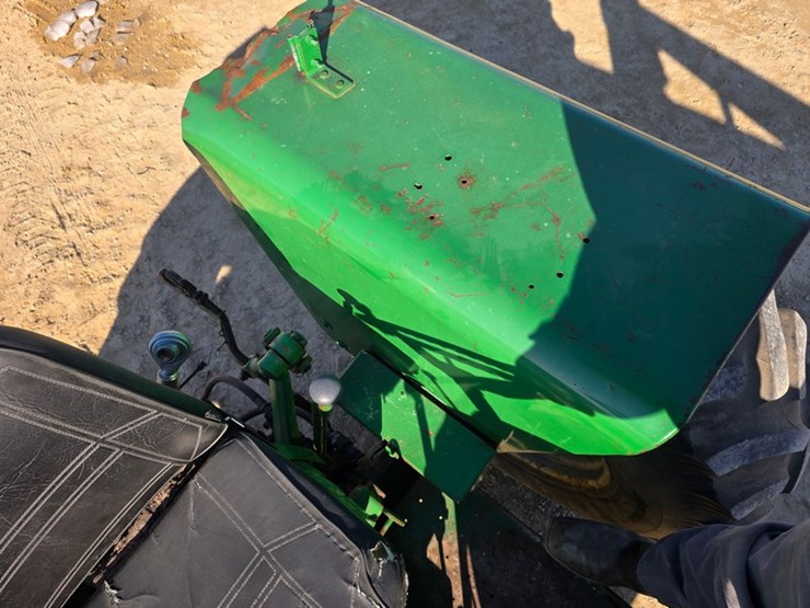 oliver-1600-image-15