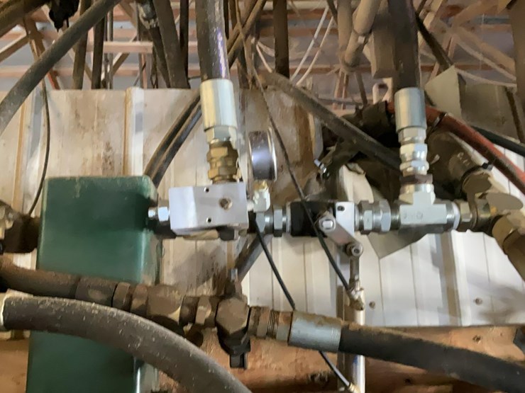 #211-•-hyd-pump-drive-w/-complete-system-image-37