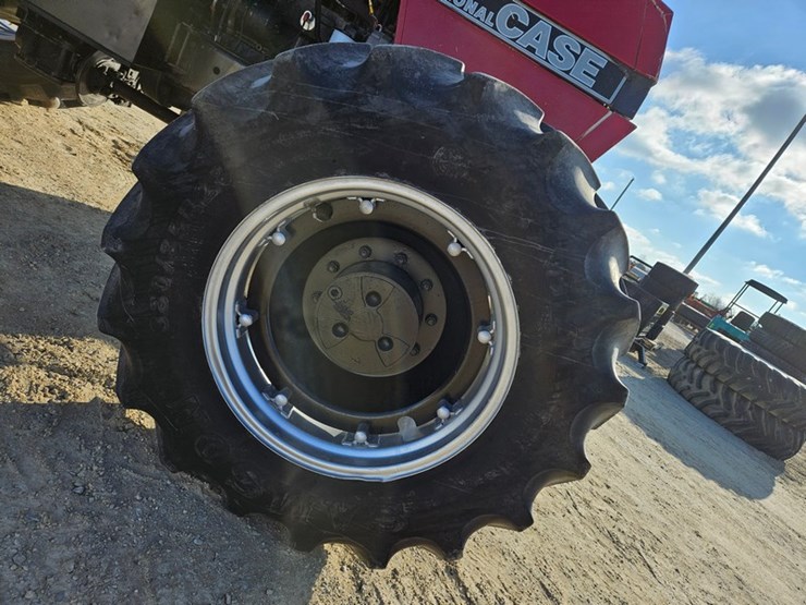 case-ih-2096-image-35