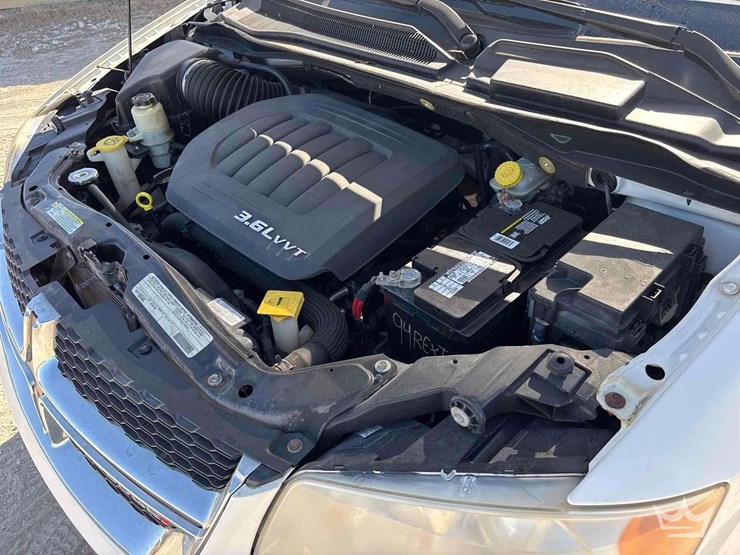 2012-dodge-grand-caravan-image-9