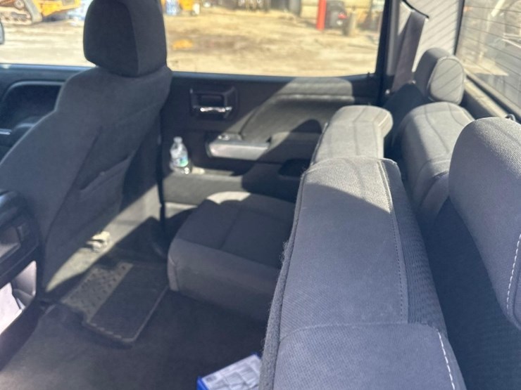 2016-chevrolet-silverado-1500-image-10