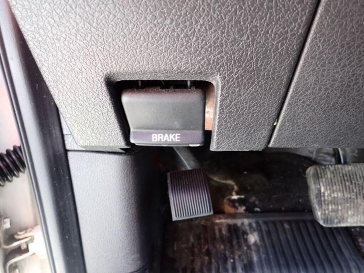 2013-ford-f150-xlt-image-17