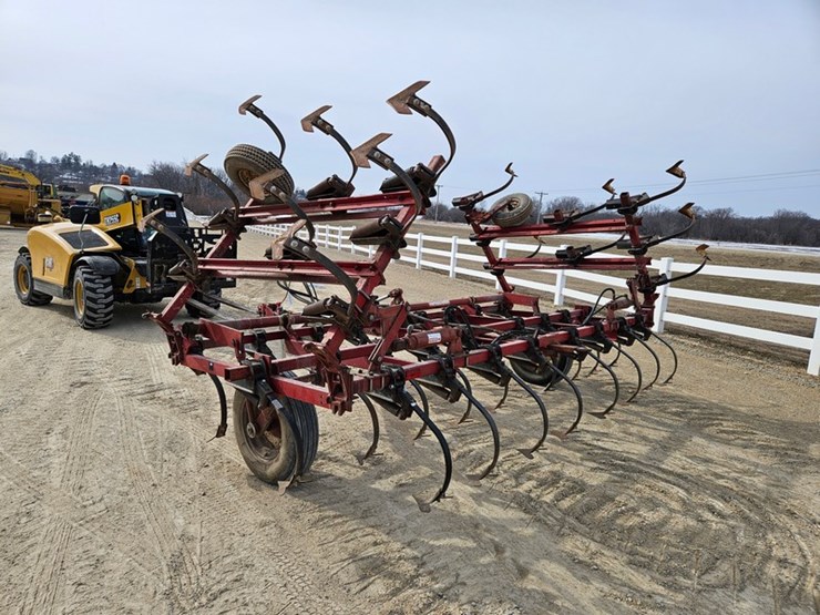 international-22-image-3