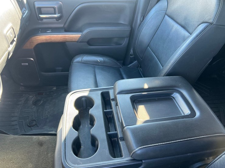 2015-chevrolet-silverado-1500-image-16