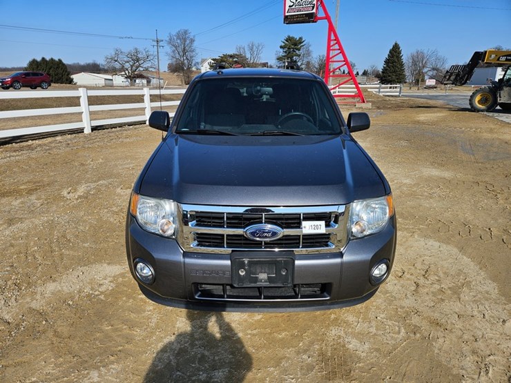 2012-ford-escape-image-8