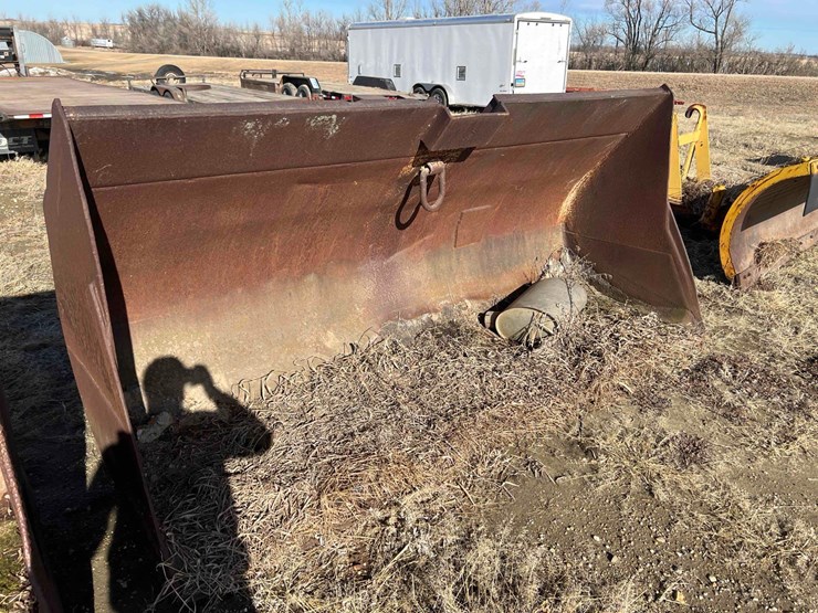 wheel-loader-bucket-image-3