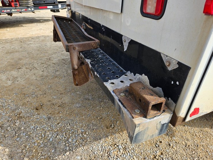 2012-ford-f350-image-22