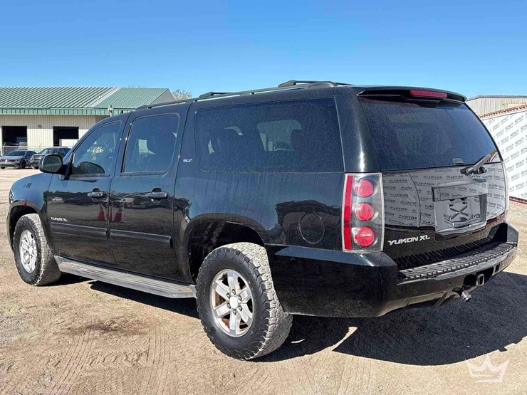 2014-gmc-yukon-image-4